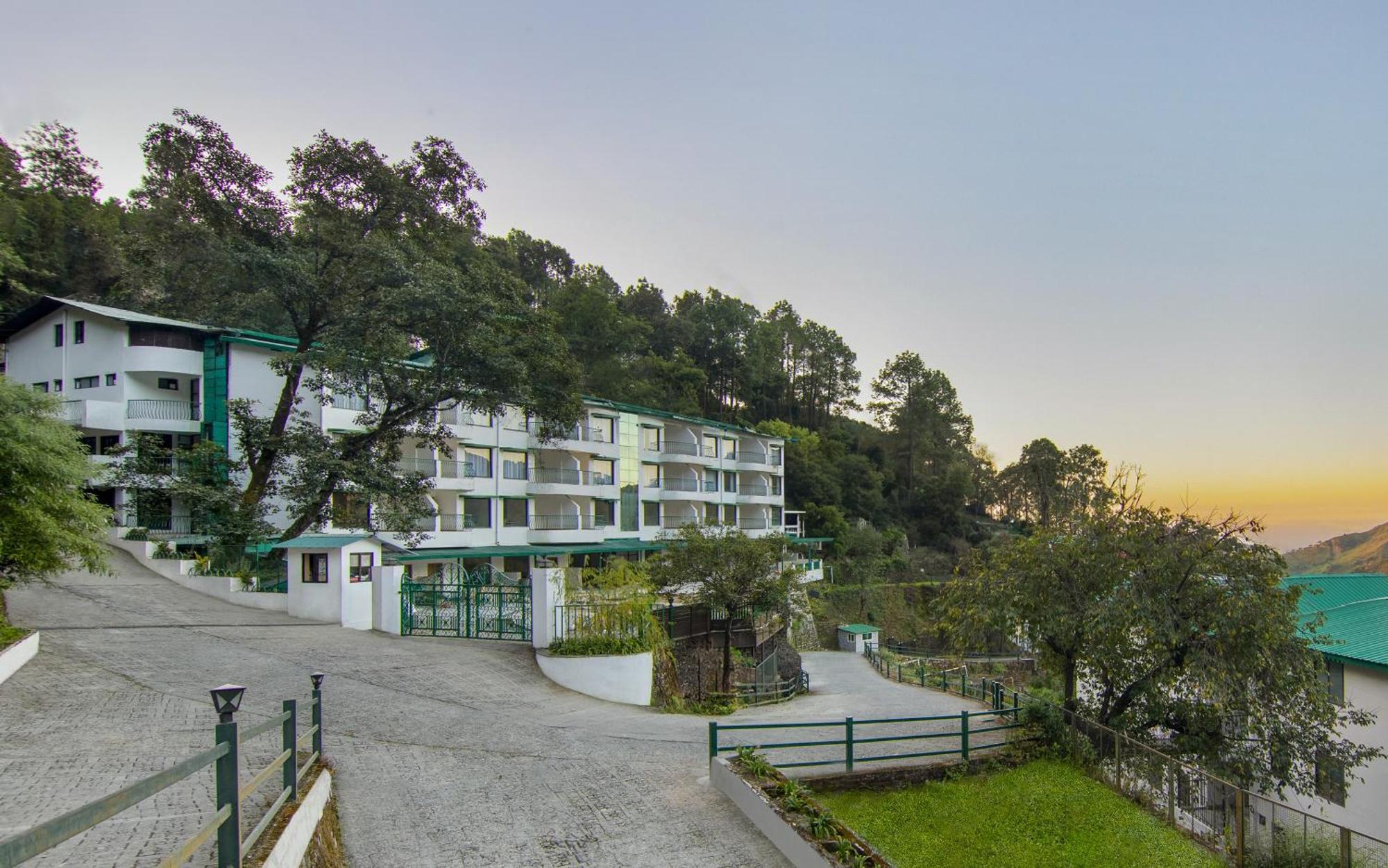 Hotel Sterling Nainital Exterior foto